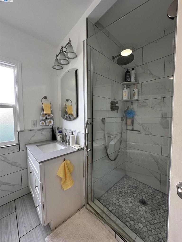 ASHLAND - Residential