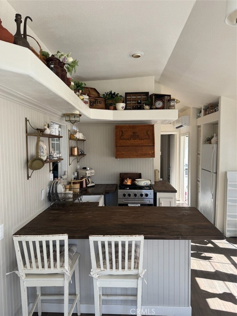 24210 E East Fork Road 19
