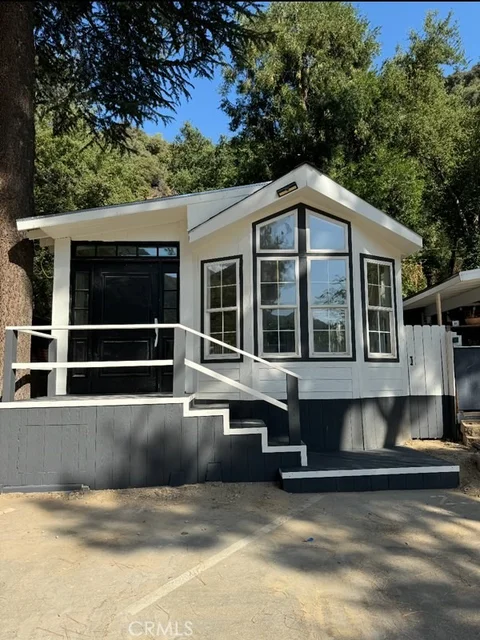 MLS: CV26216882