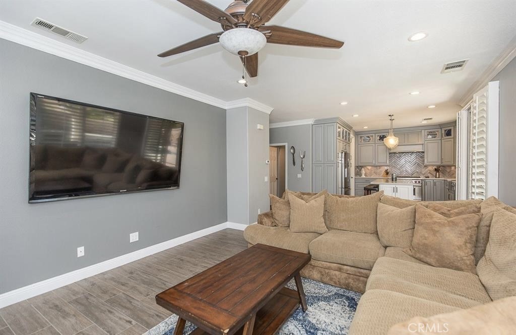 Woodglen (WODGL) - Residential Lease