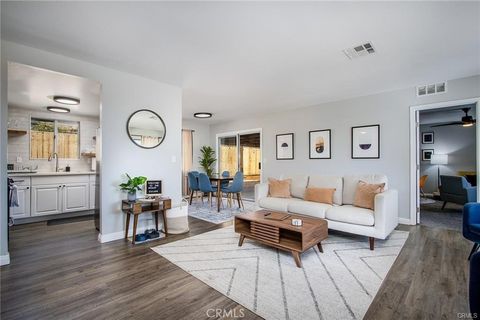 Photo of 6886 Hillview Rd, Joshua Tree, CA 92252 (MLS # IG25281154)