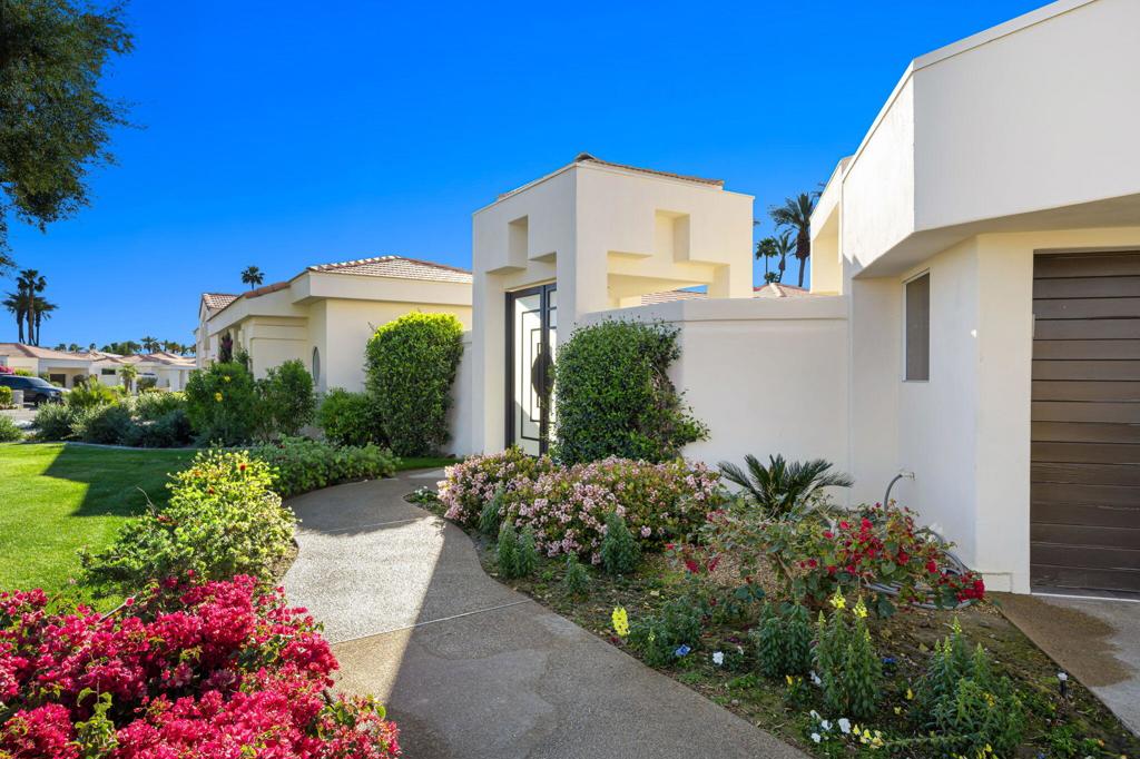 Desert Horizons C.C. - Residential