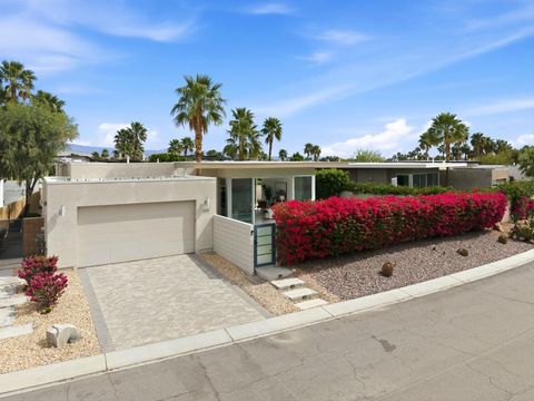 Photo of 542 Skylar Lane, Palm Springs, CA 92262 (MLS # 219144523PS)