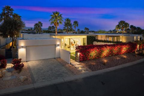 Photo of 542 Skylar Lane, Palm Springs, CA 92262 (MLS # 219144523PS)