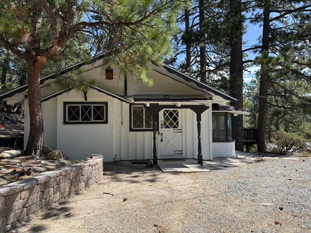 53226 Overlook Drive