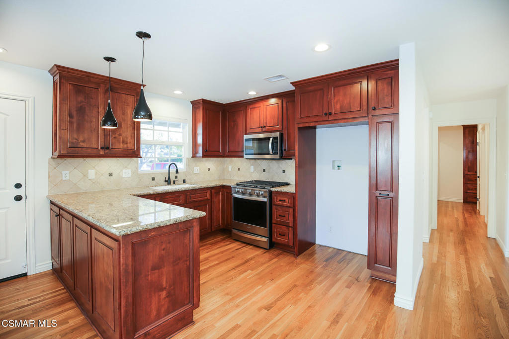 Dutch Haven-109 - 1000162 - Residential