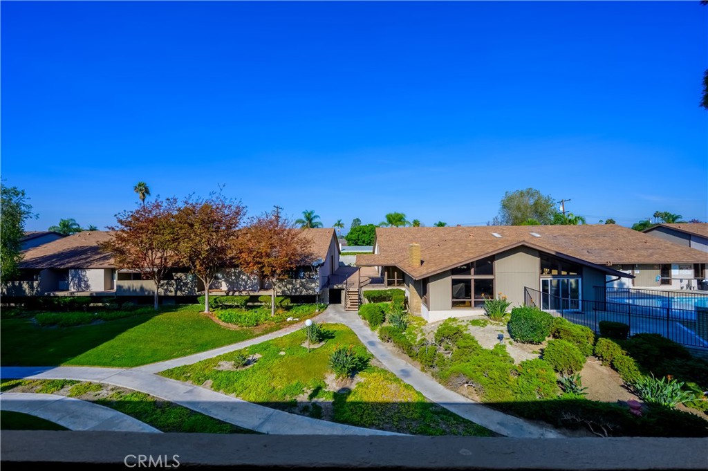 Wilshire Westmont - Residential