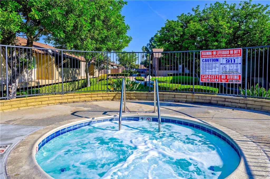 Wilshire Westmont - Residential