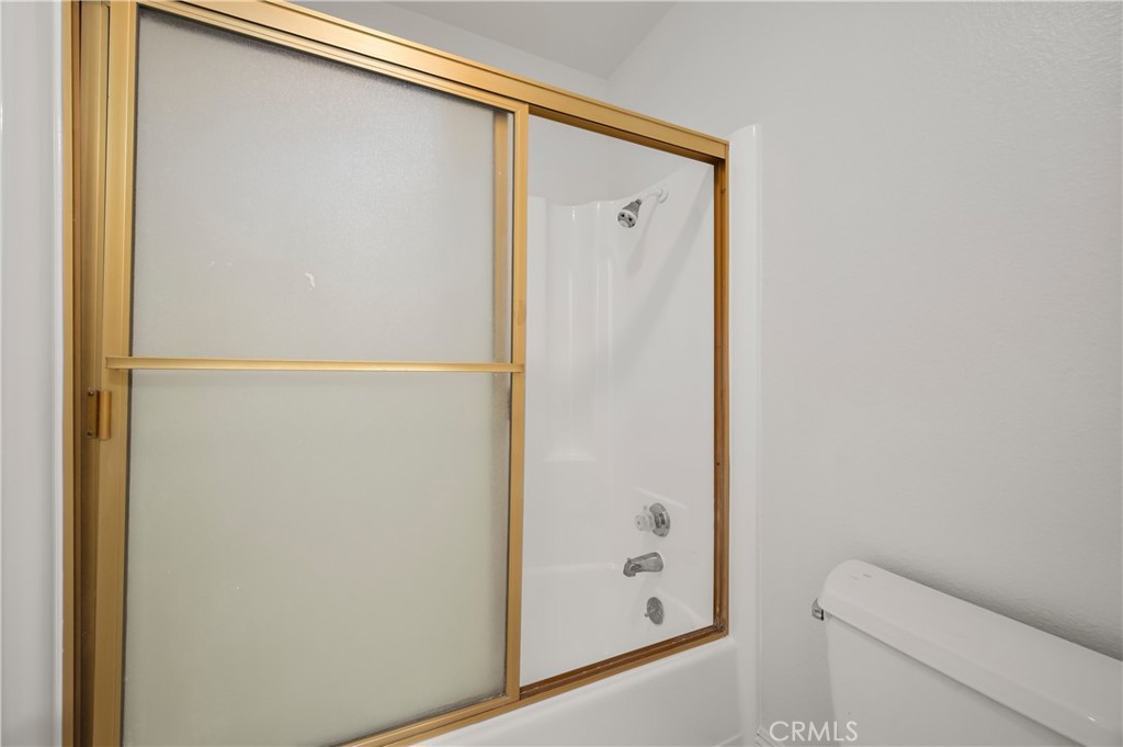 Wilshire Westmont - Residential