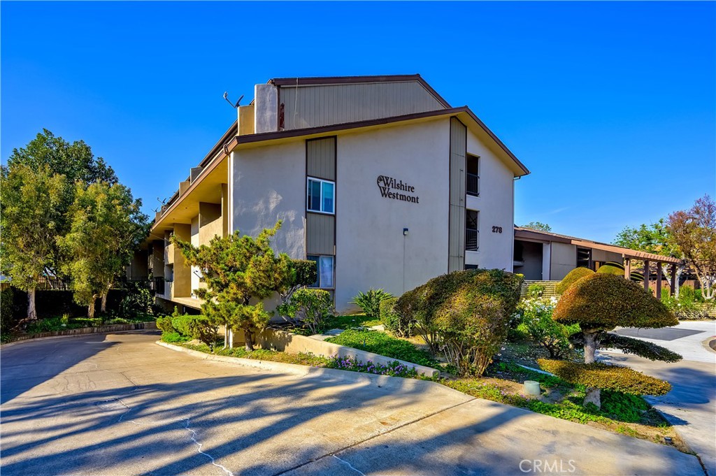 Wilshire Westmont - Residential