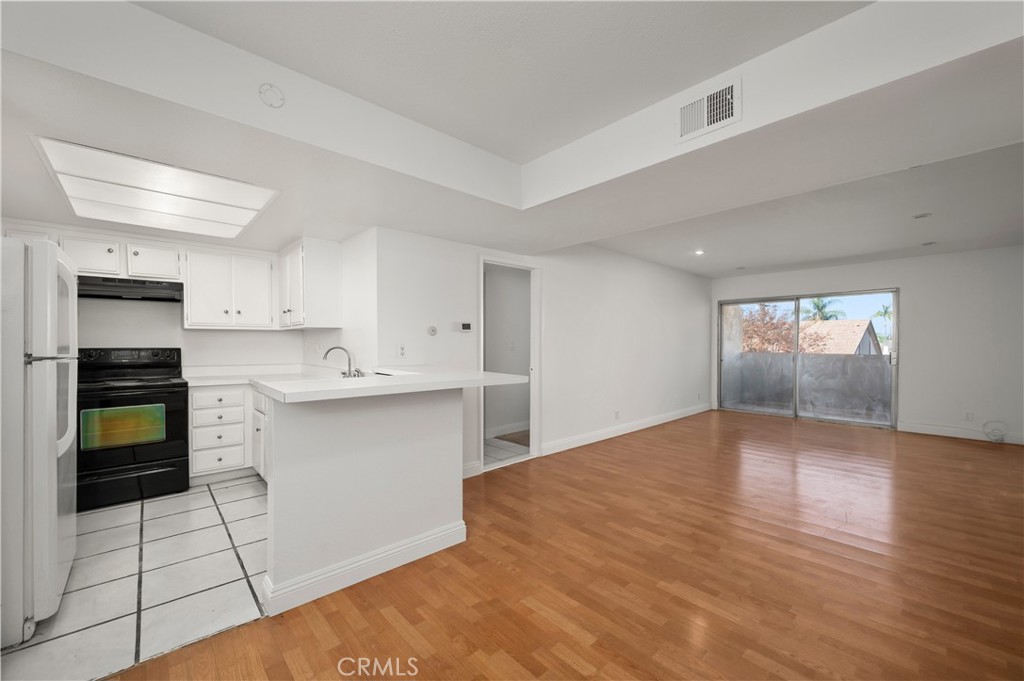 Wilshire Westmont - Residential