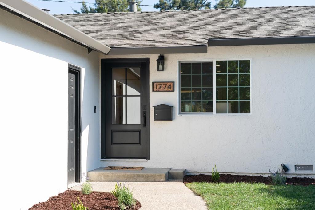 1774 Chevalier Drive