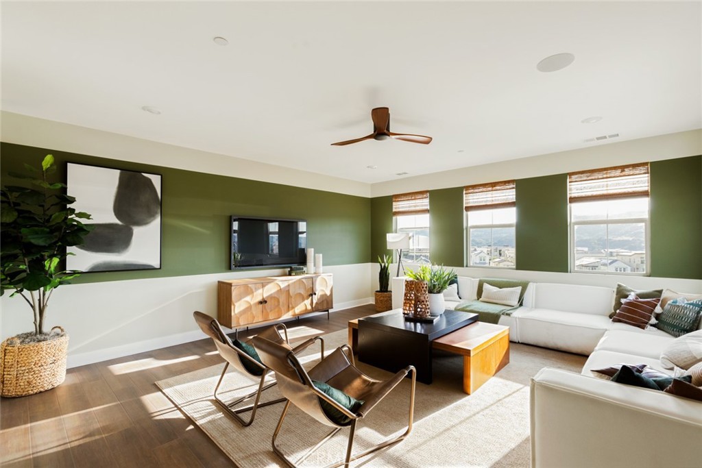 Pearl (PEARL) - Residential Lease