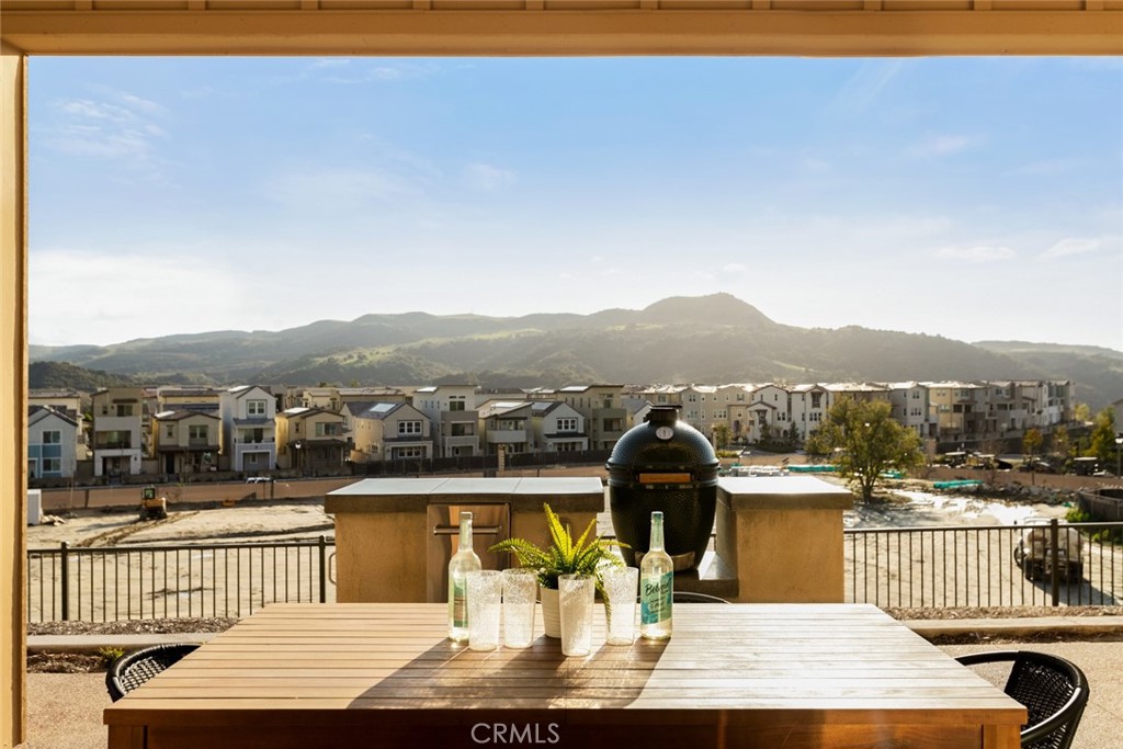 Pearl (PEARL) - Residential Lease