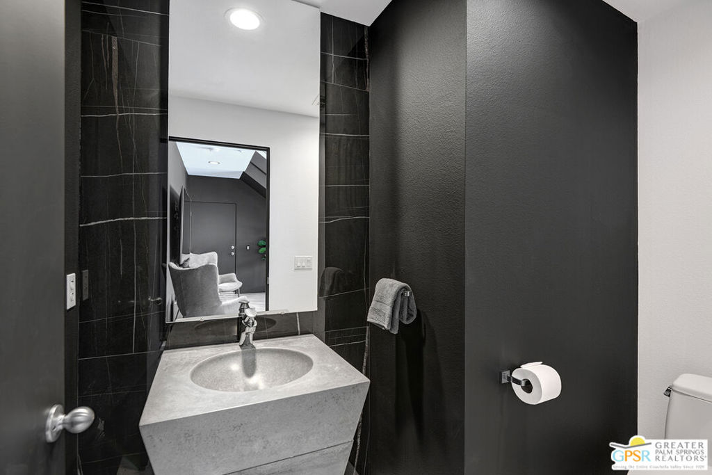 48 @ Baristo - Residential