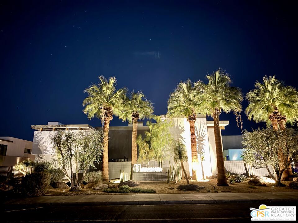 48 @ Baristo - Residential