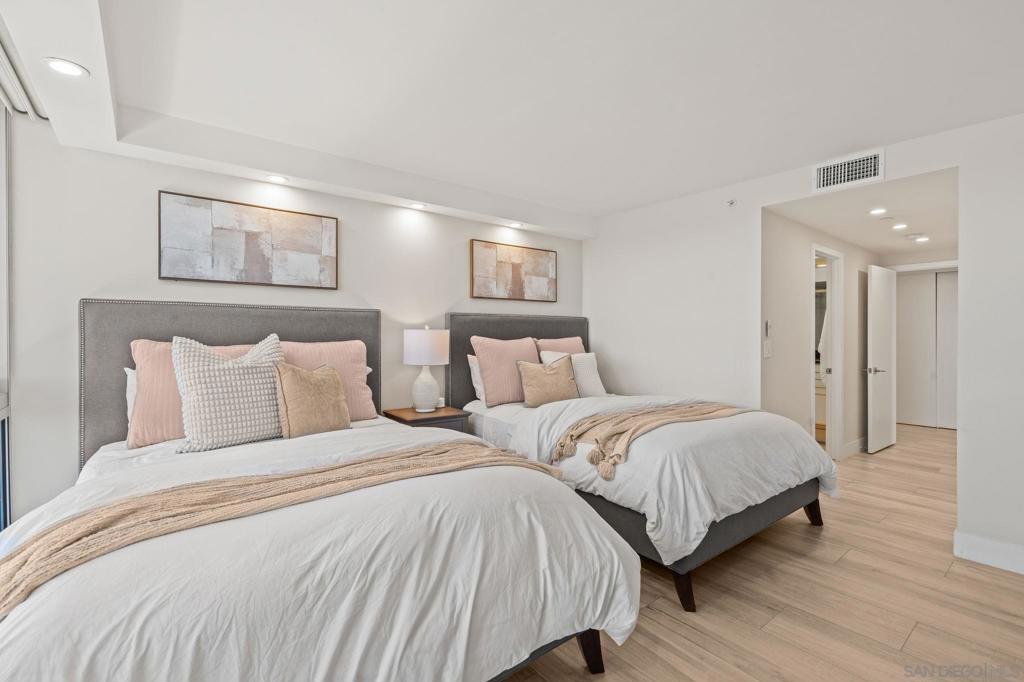 Coronado Shores - Residential