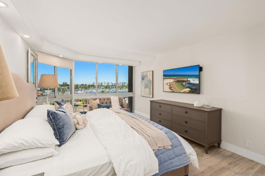 Coronado Shores - Residential