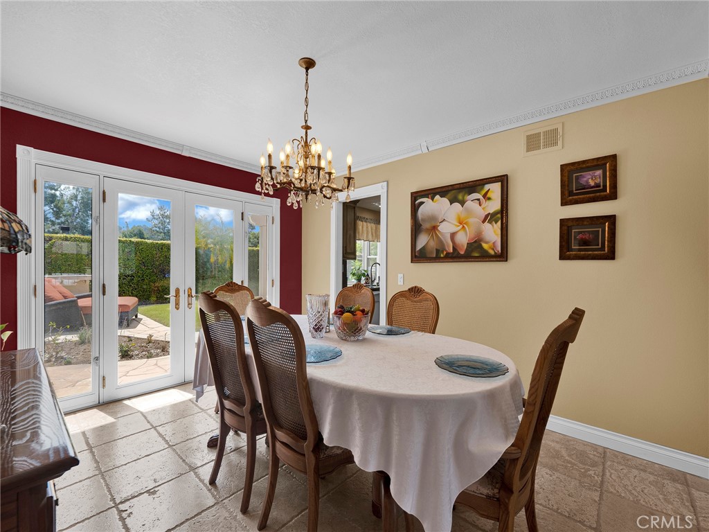 3822 Sunset Knolls Drive