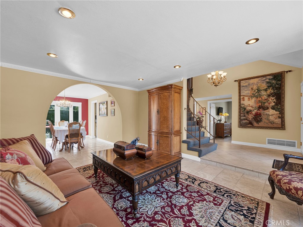 3822 Sunset Knolls Drive