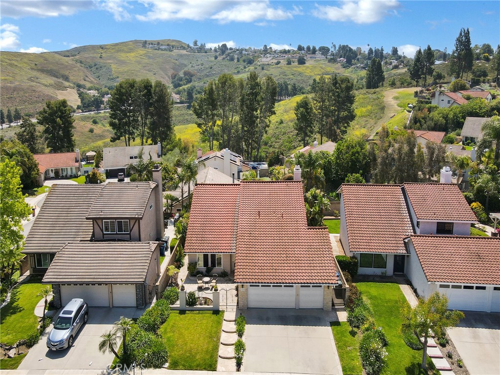 3822 Sunset Knolls Drive