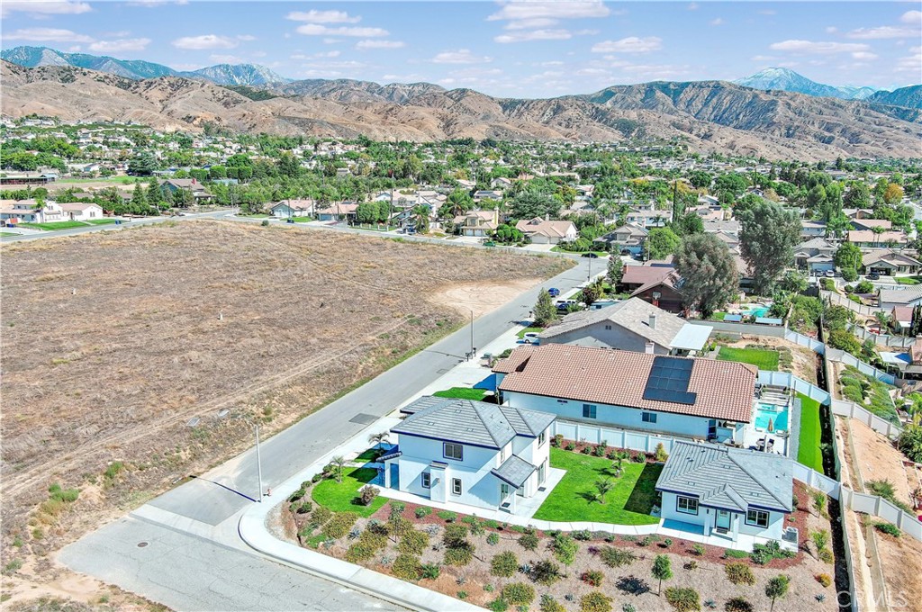 29329 Kemper Lane