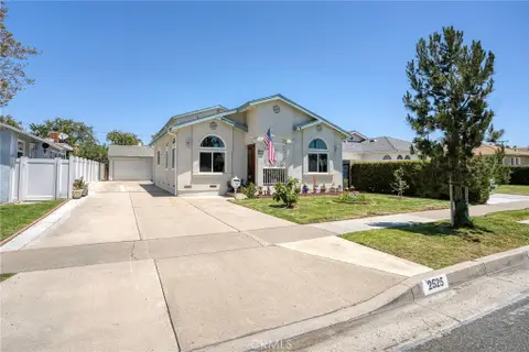 2525 W Olive Avenue, Fullerton, CA 92833 - MLS#: PW26147783