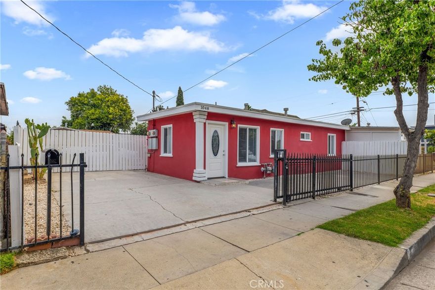 Welcome to 1048 S Record, Los Angeles. A charming duplex in the heart of East LA offering double the opportunity! This fully vacant property features two separate 1-bedroom, 1-bathroom units, ideal for investors looking to generate rental income or buyers seeking a multi-generational living solution. Each unit offers a comfortable living space with natural light and functional layouts.

Whether you're looking to live in one and rent the other, house extended family, or expand your rental portfolio, this East LA gem delivers flexibility, function, and long-term value. Don’t miss out on touring this Duplex!