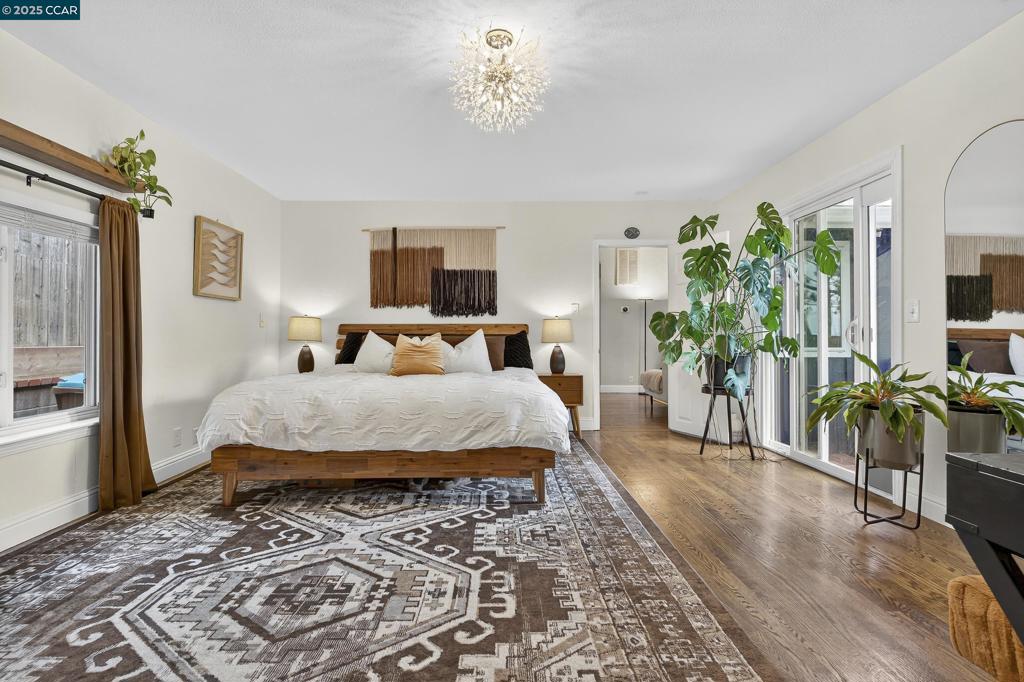 ALHAMBRA OAKS - Residential