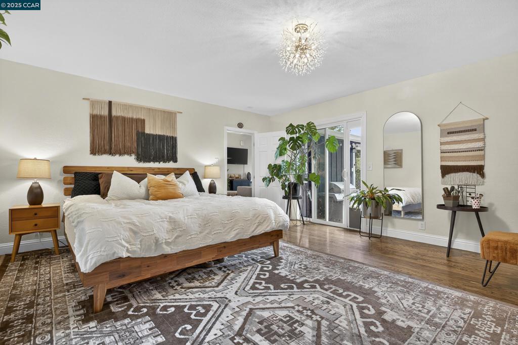 ALHAMBRA OAKS - Residential