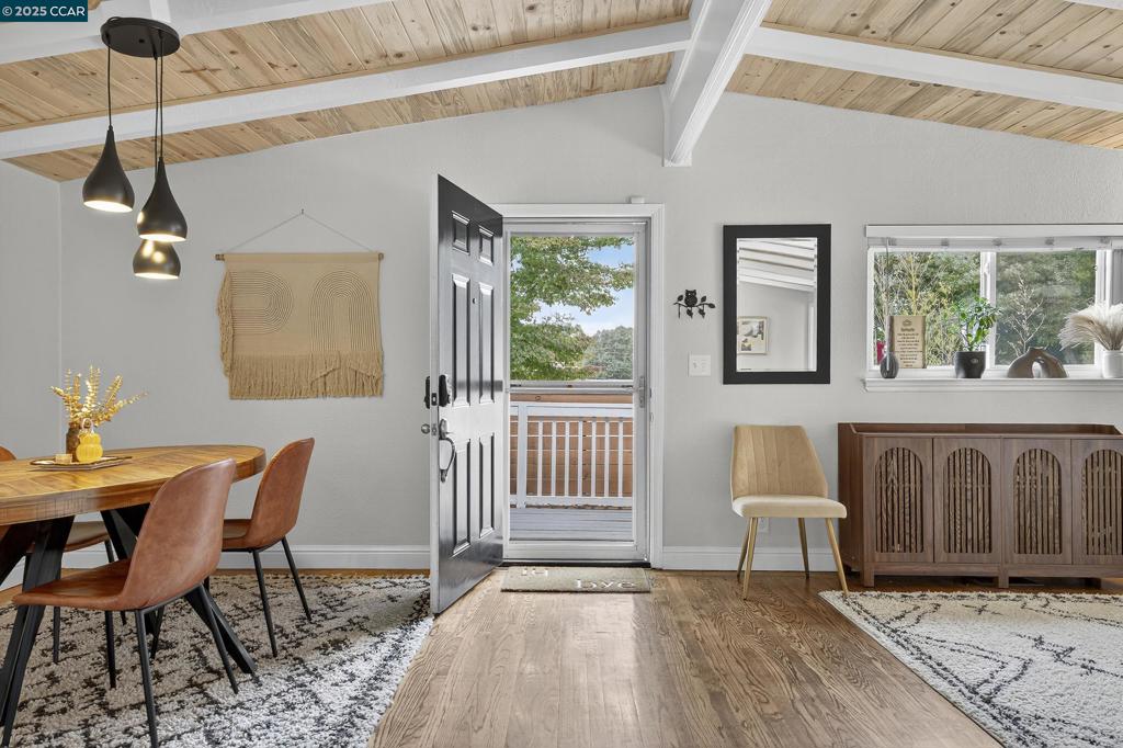 ALHAMBRA OAKS - Residential