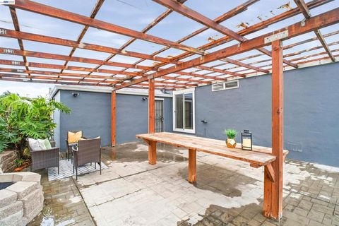 Tiny photo for 1497 1497 Via Manzanas, San Lorenzo, CA 94580 (MLS # 41124573)