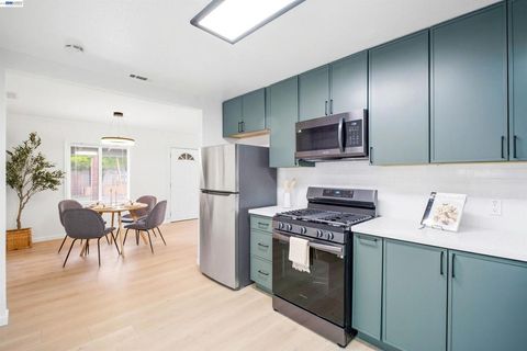 Tiny photo for 1497 1497 Via Manzanas, San Lorenzo, CA 94580 (MLS # 41124573)