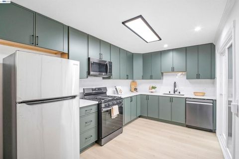 Tiny photo for 1497 1497 Via Manzanas, San Lorenzo, CA 94580 (MLS # 41124573)