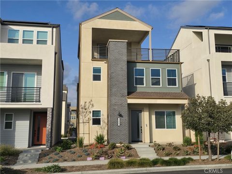 179 Yugen Irvine CA 92618