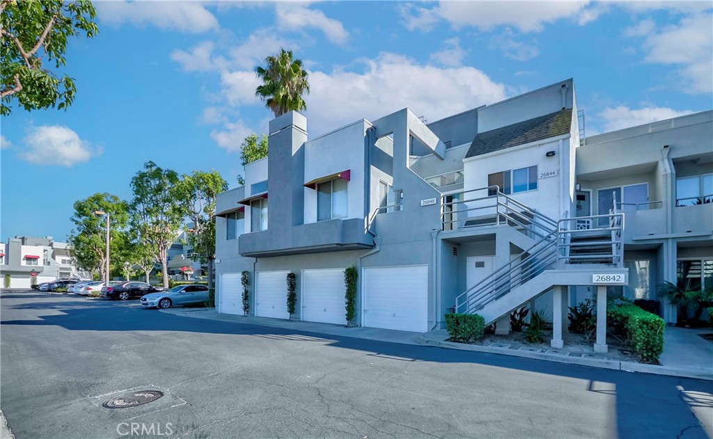 Hillcrest Village (HV) - Residential