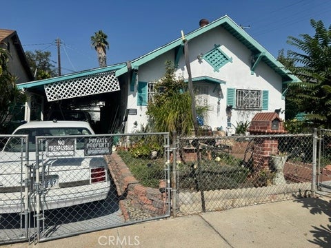 Photo of 607 Esperanza ST, Los Angeles, CA 90023 (MLS # DW26214357)