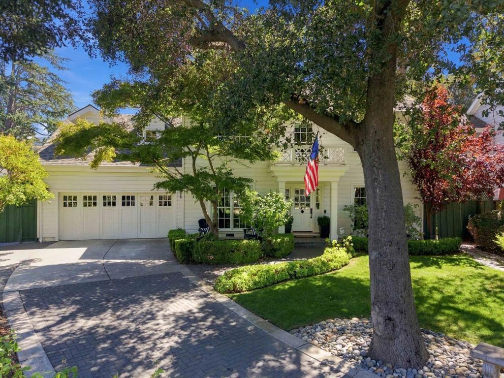 104 Bella Vista Court