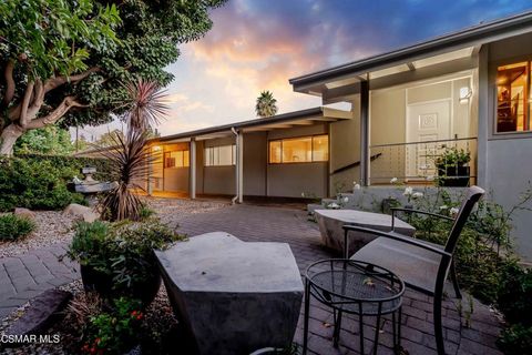 1008 Hacienda Drive Simi Valley CA 93065