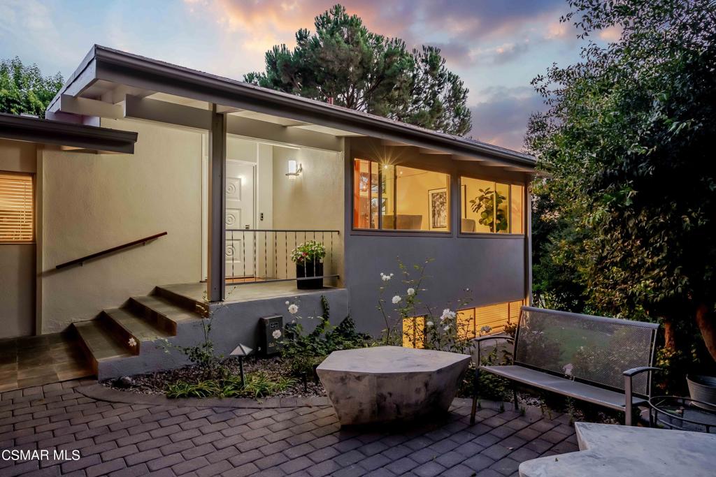 1008 Hacienda Drive