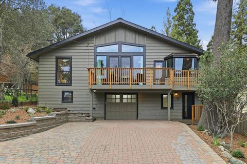 Photo of 16 Tynan Way, Portola Valley, CA 94028 (MLS # ML82032072)