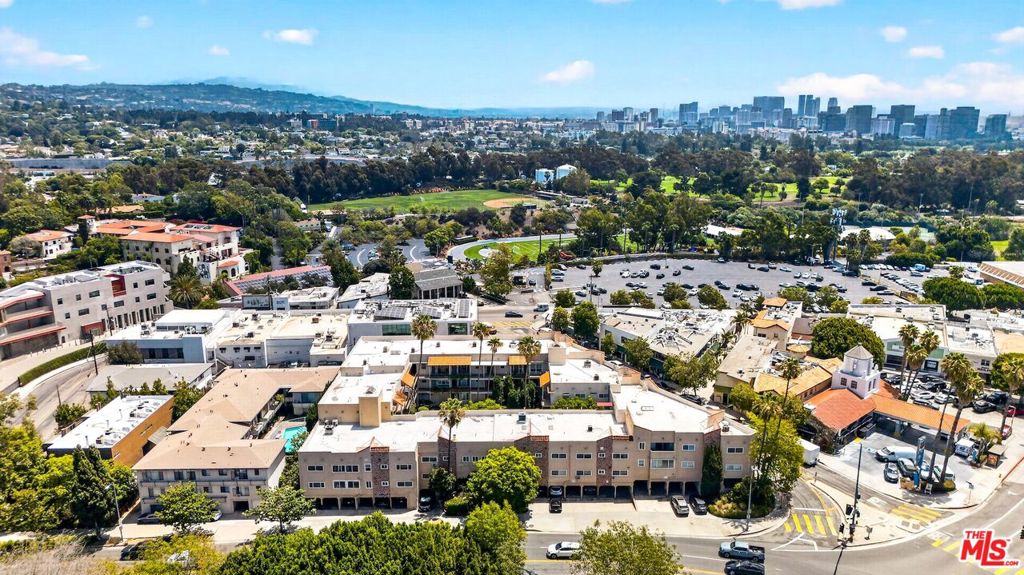 11670 W Sunset Boulevard 217, Los Angeles CA 90049