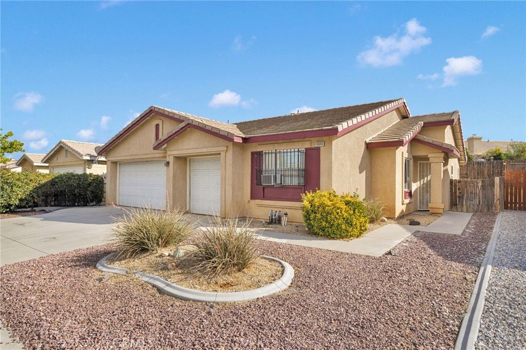 Photo of 14049 Estate Way, Victorville, CA 92394 (MLS # HD25238200)