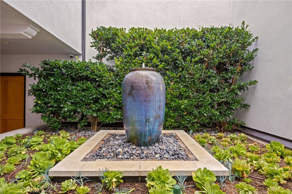 1010 S El Camino Real 101