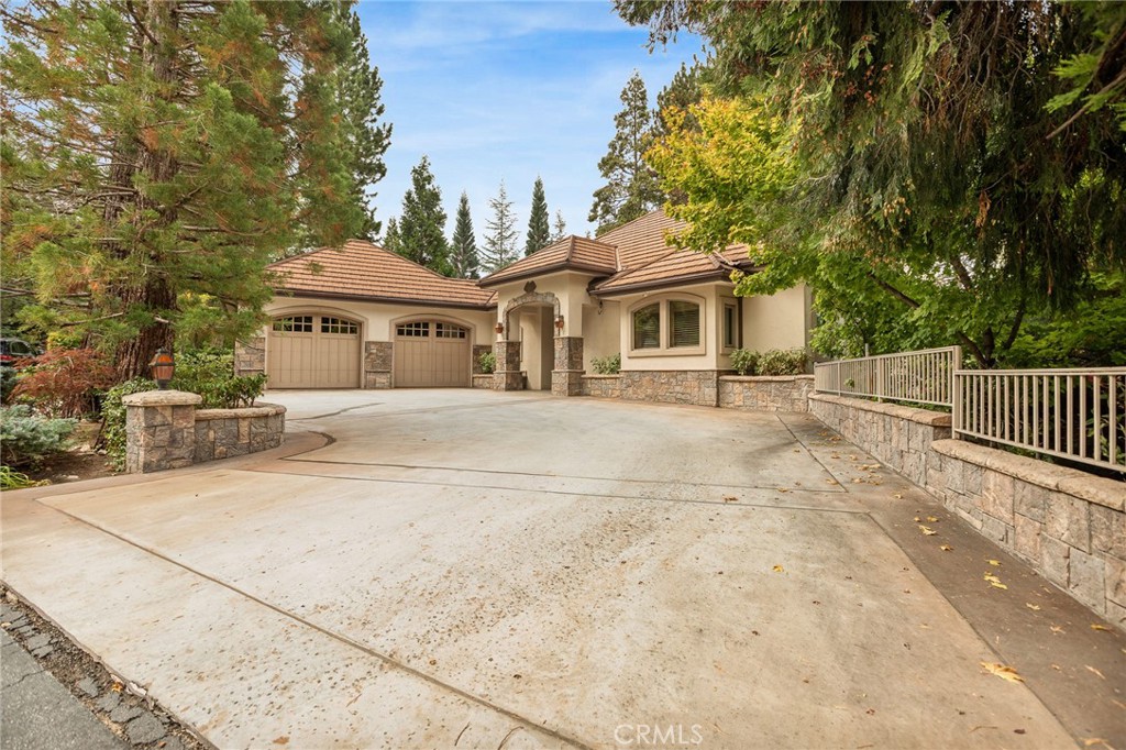Arrowhead Woods (AWHW) - Residential