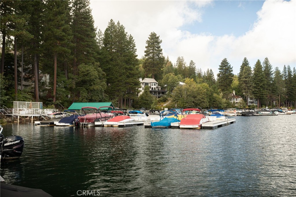 Arrowhead Woods (AWHW) - Residential