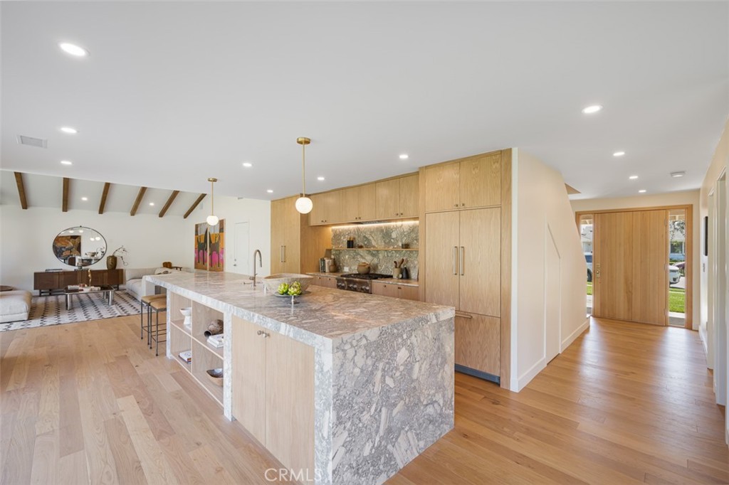 2880 Club House Road