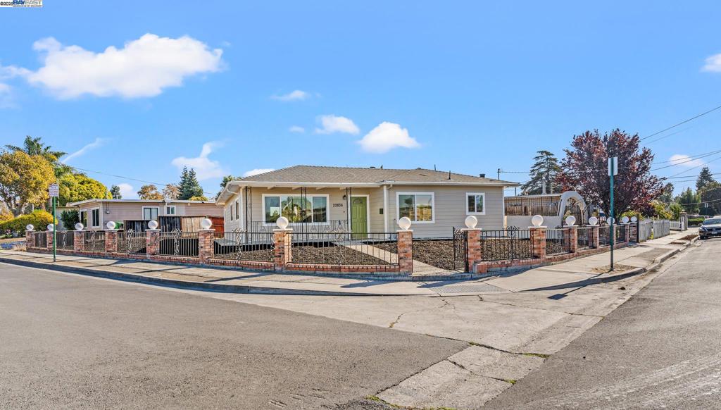 WINTON GROVE - Residential