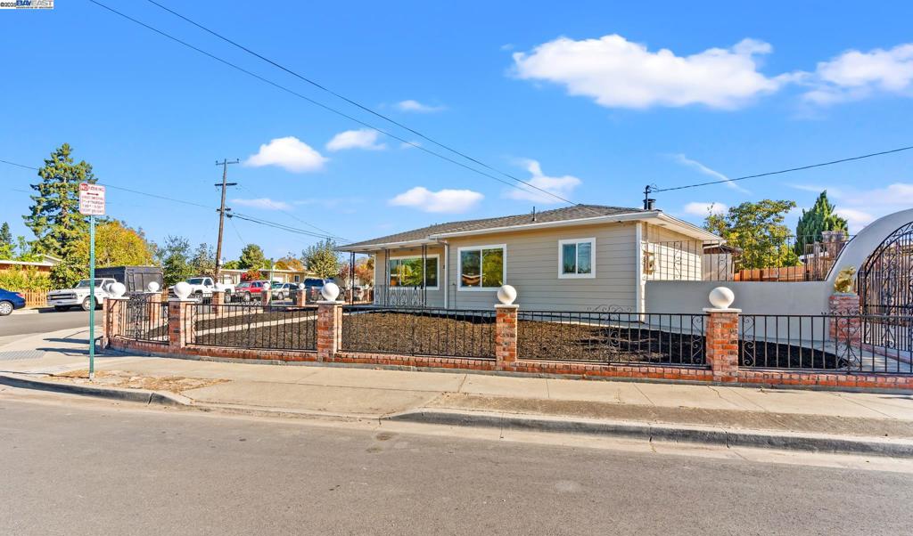 WINTON GROVE - Residential