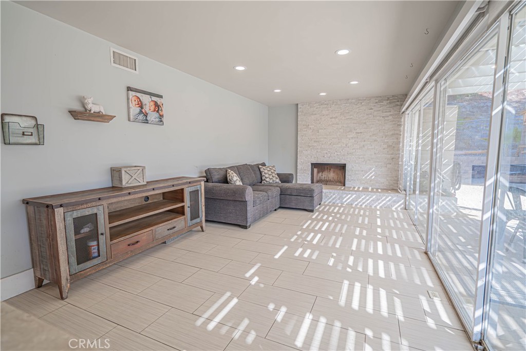 Sierra Hills (SRHL) - Residential
